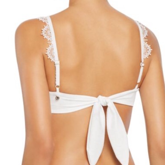 FOR LOVE & LEMONS La Rochelle Top - Picture 2 of 3