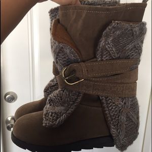 Mukluks boots