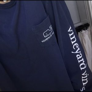 Small women's Vineyard Vines shirt