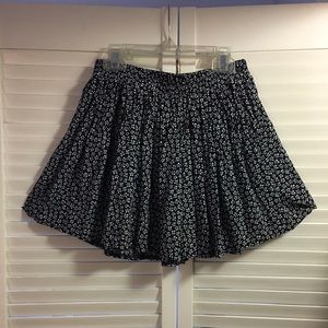 Floral Brandy Melville skirt