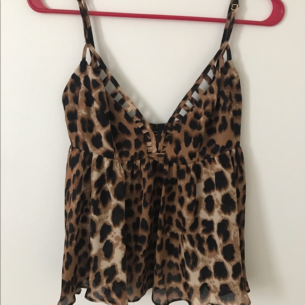 Flirty leopard print top