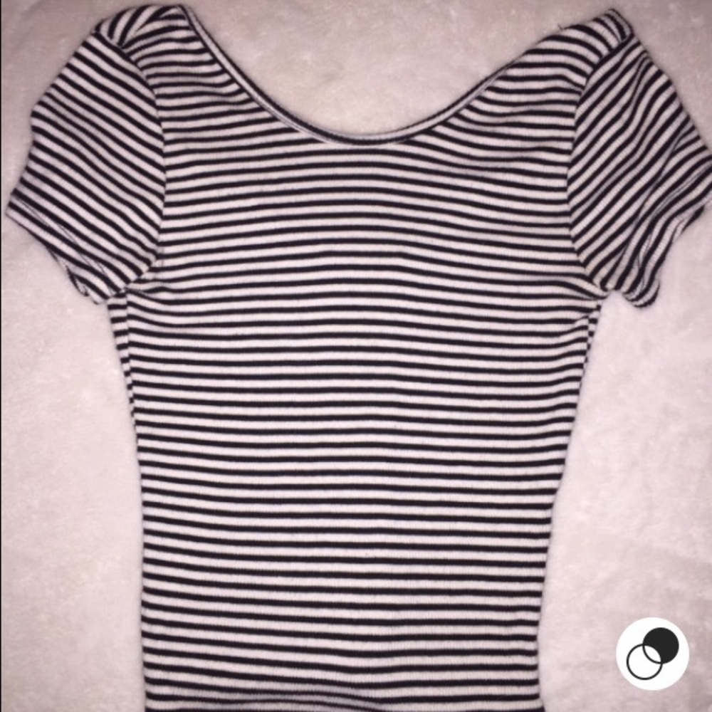 ♡ Brandy Melville striped crop top ♡