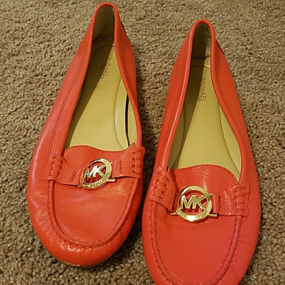 Michael Kors coral/red loafers