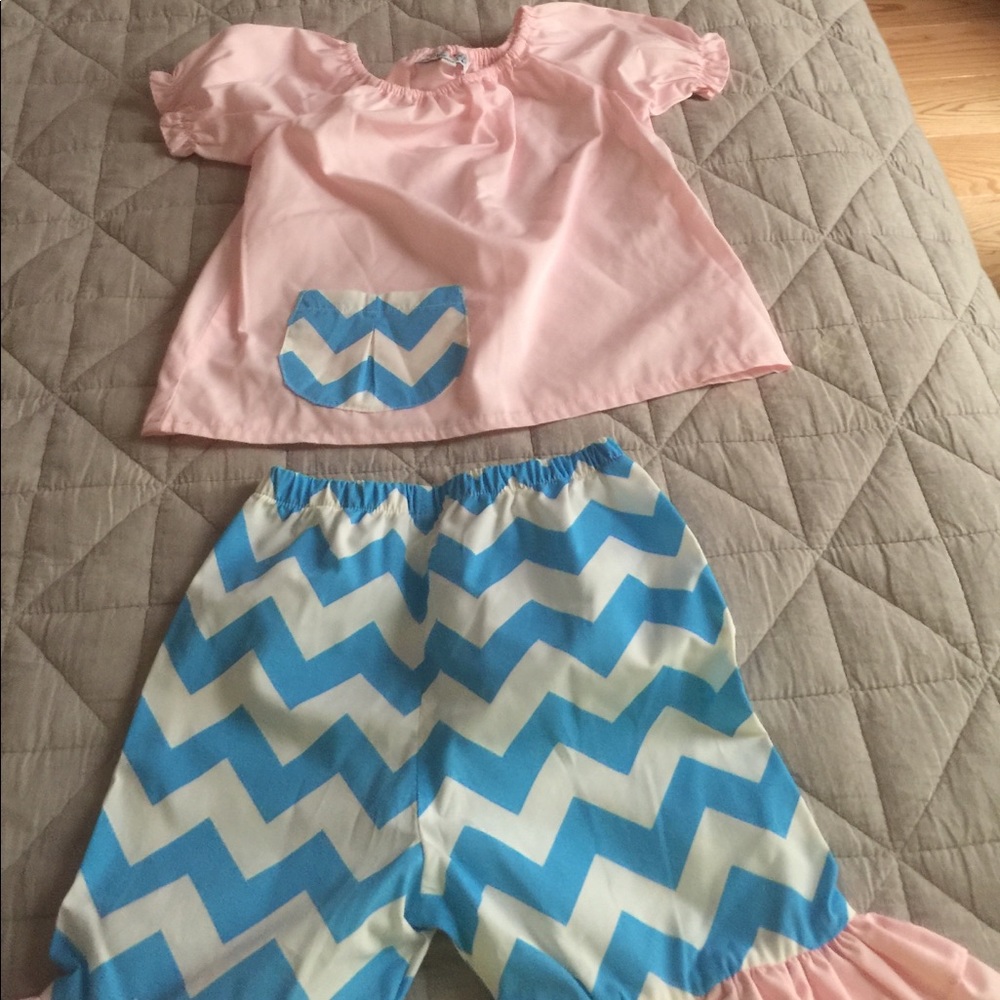 Girl 18 month top/pants