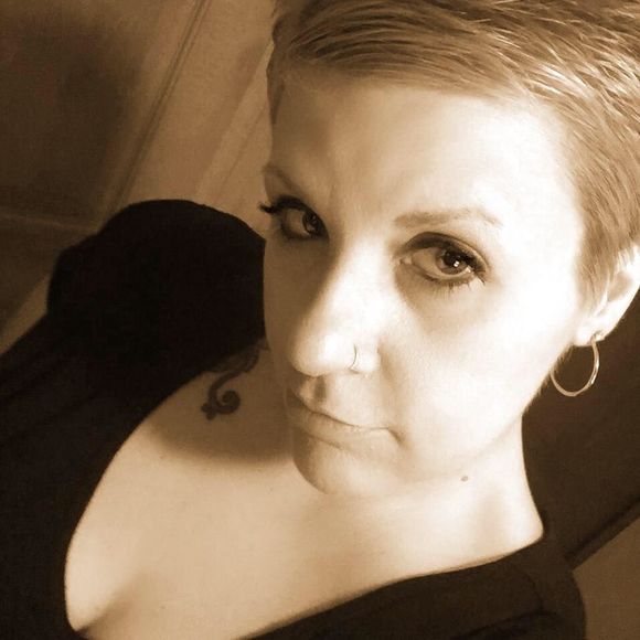 Meet your Posher, Jamie - Picture 1 of 1