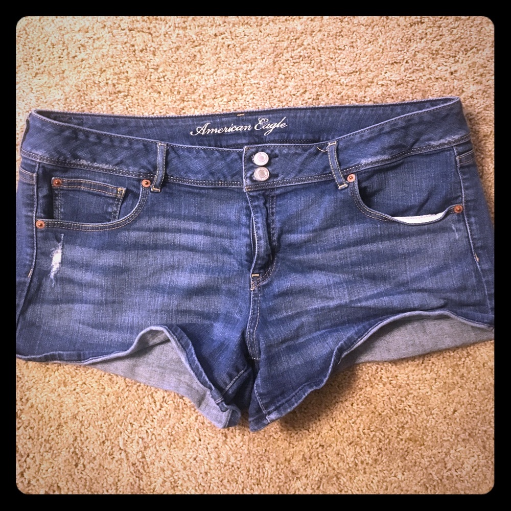 American Eagle Jean Shorts - Size 16