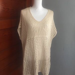Sleeveless tunic sweater