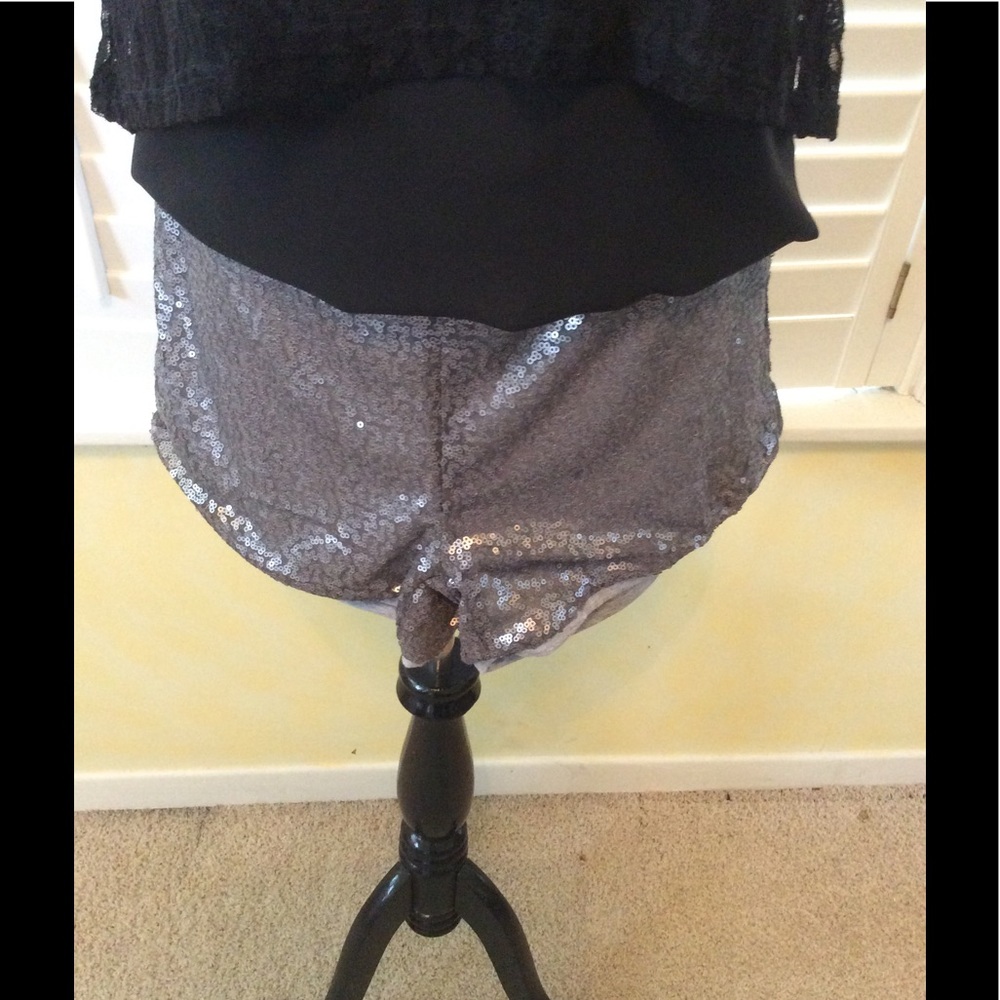 Sequin shorts - Picture 1 of 3