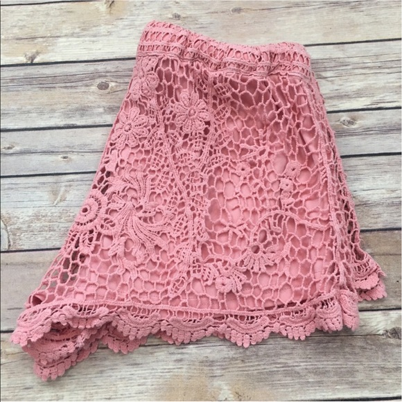 SOLD Medium Iris Los Angeles Pink Crochet Shorts - Picture 4 of 6