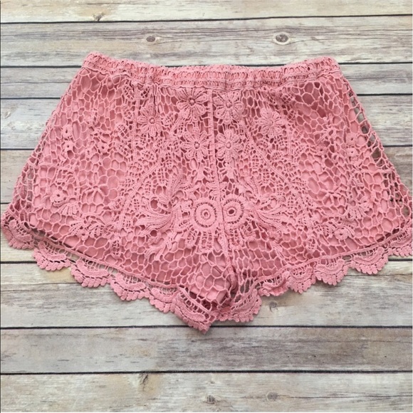 SOLD Medium Iris Los Angeles Pink Crochet Shorts - Picture 5 of 6