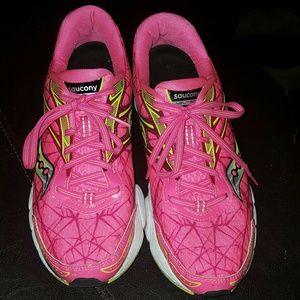 Saucony fitness shose