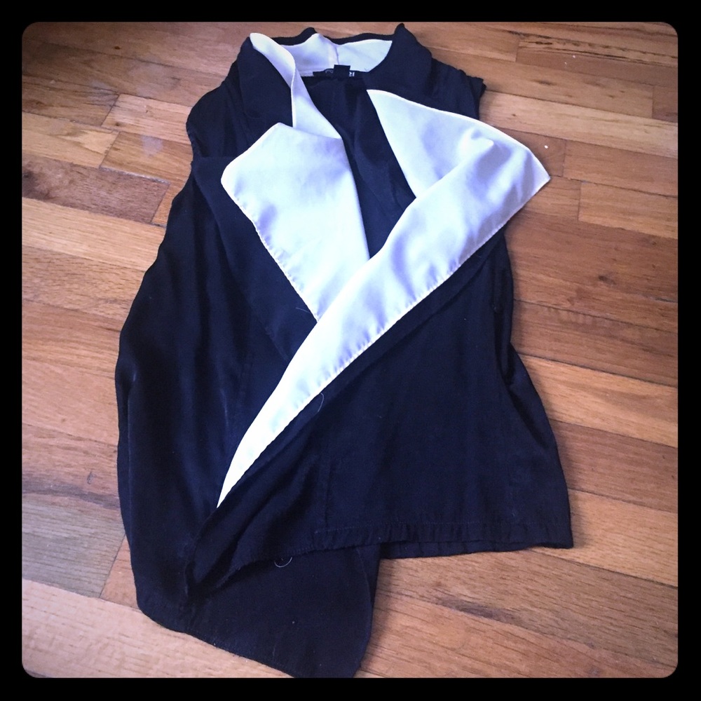 Silky black top!