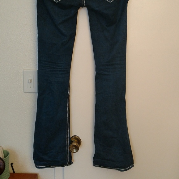 Rock Revival Jeans - Picture 4 of 6