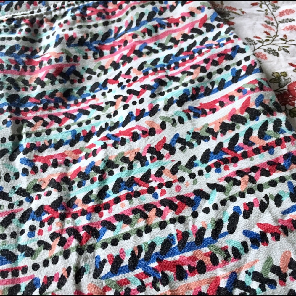 🌈🌈Unique Multicolor Pattern Leggings🌈🌈 - Picture 2 of 4