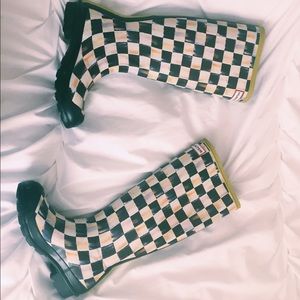 NEVER WORN Mackenzie Child's Hunter Boots!!