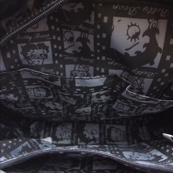 Betty Boop Backpack - Picture 4 of 8