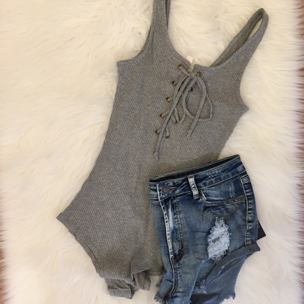 •LAST ONE• Heather Grey Lace Up Ribbed Bodysuit - Picture 4 of 8