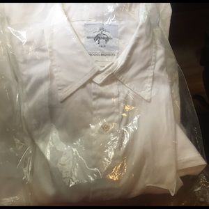 Brooks brothers point collar