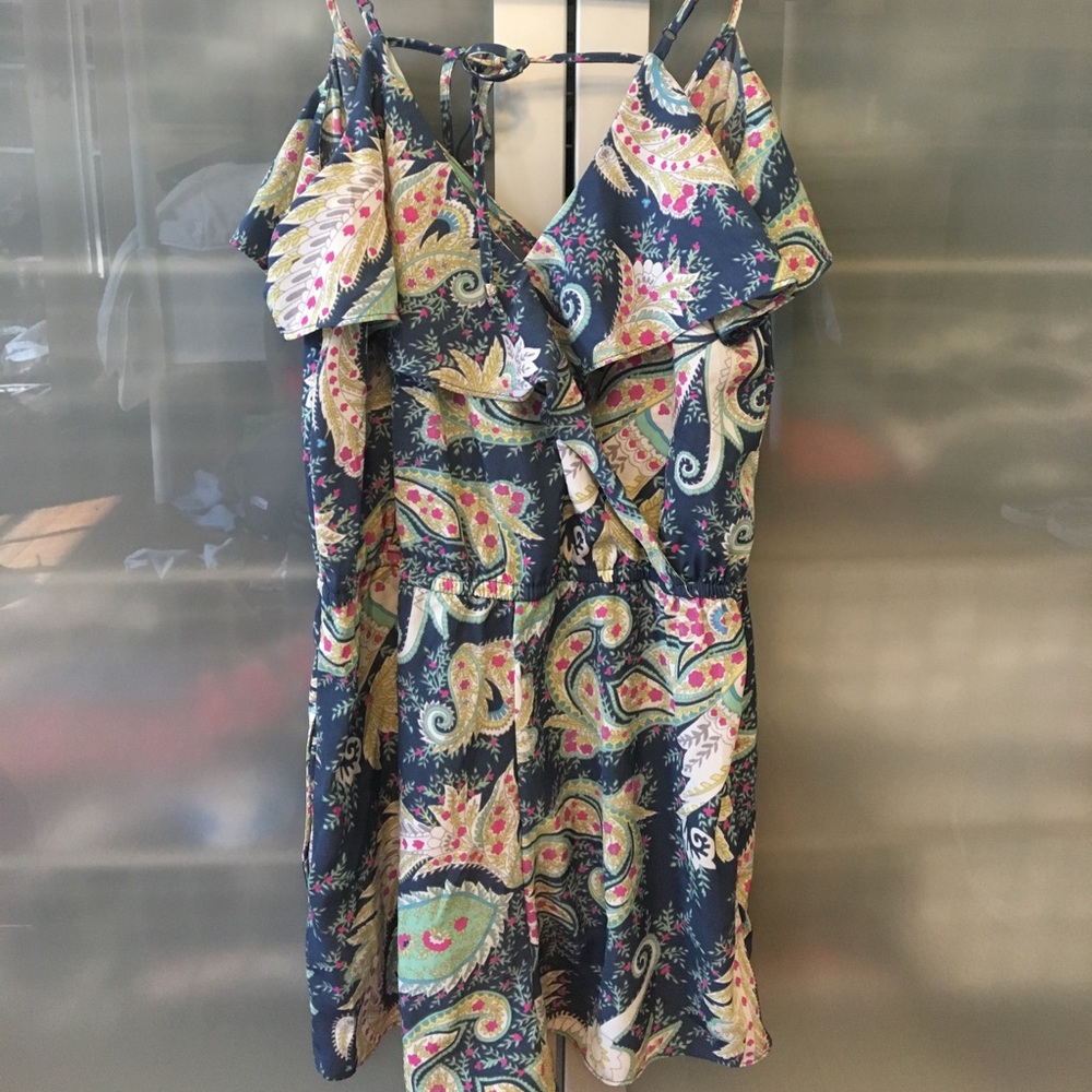 Romper - Picture 2 of 2