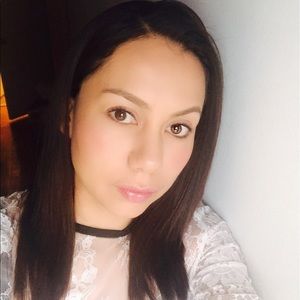 Meet your Posher, Lili