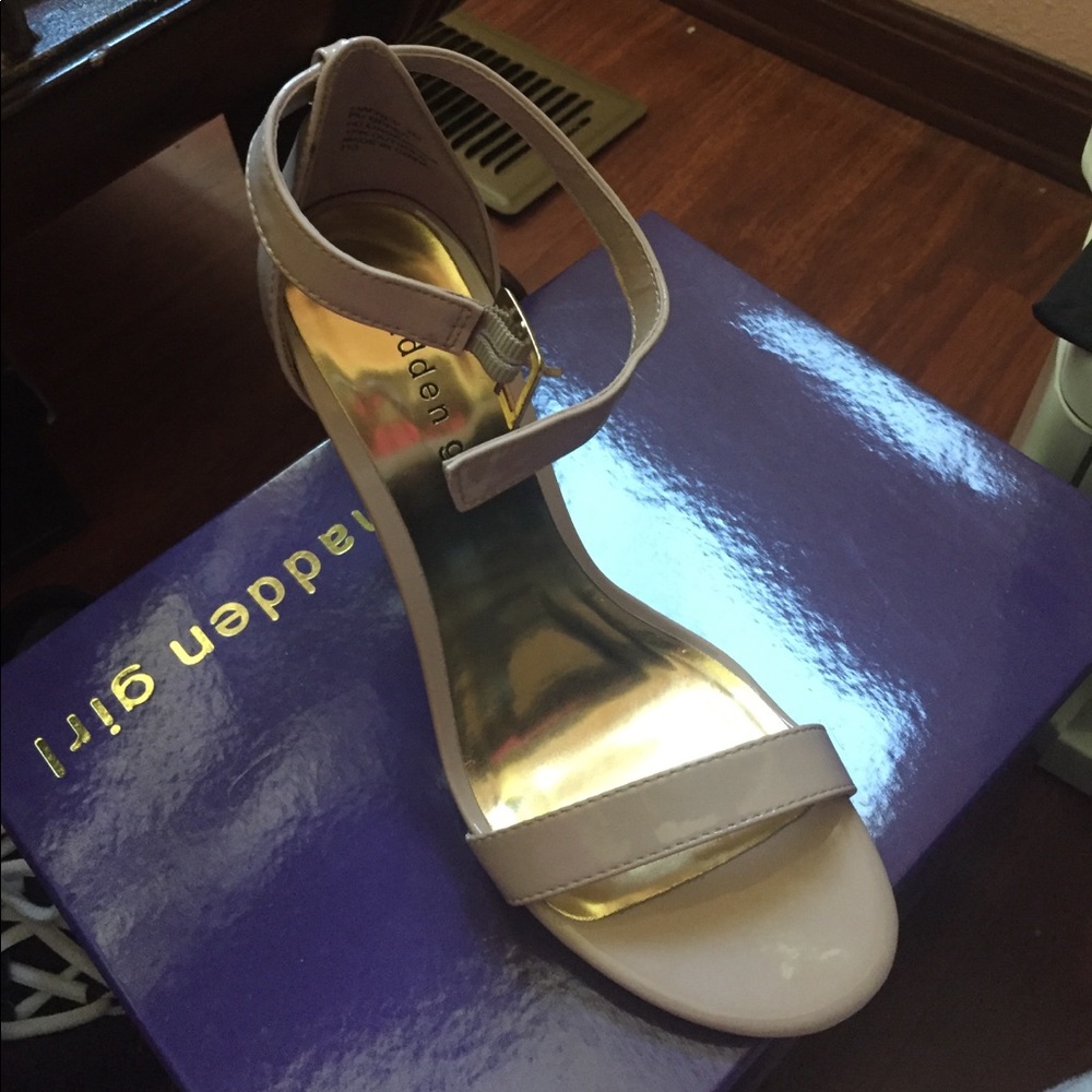 new nude heels