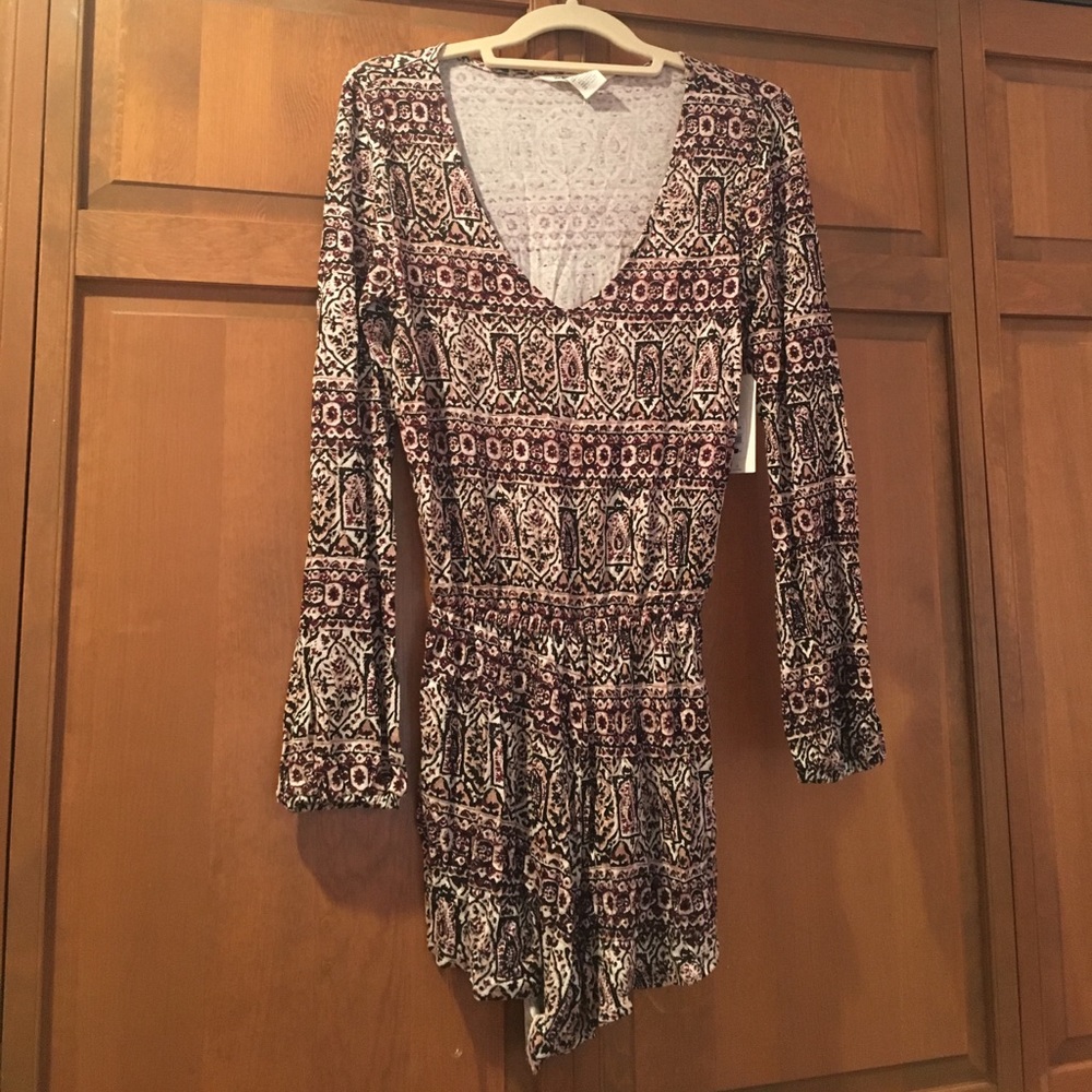 Billabong long sleeve romper