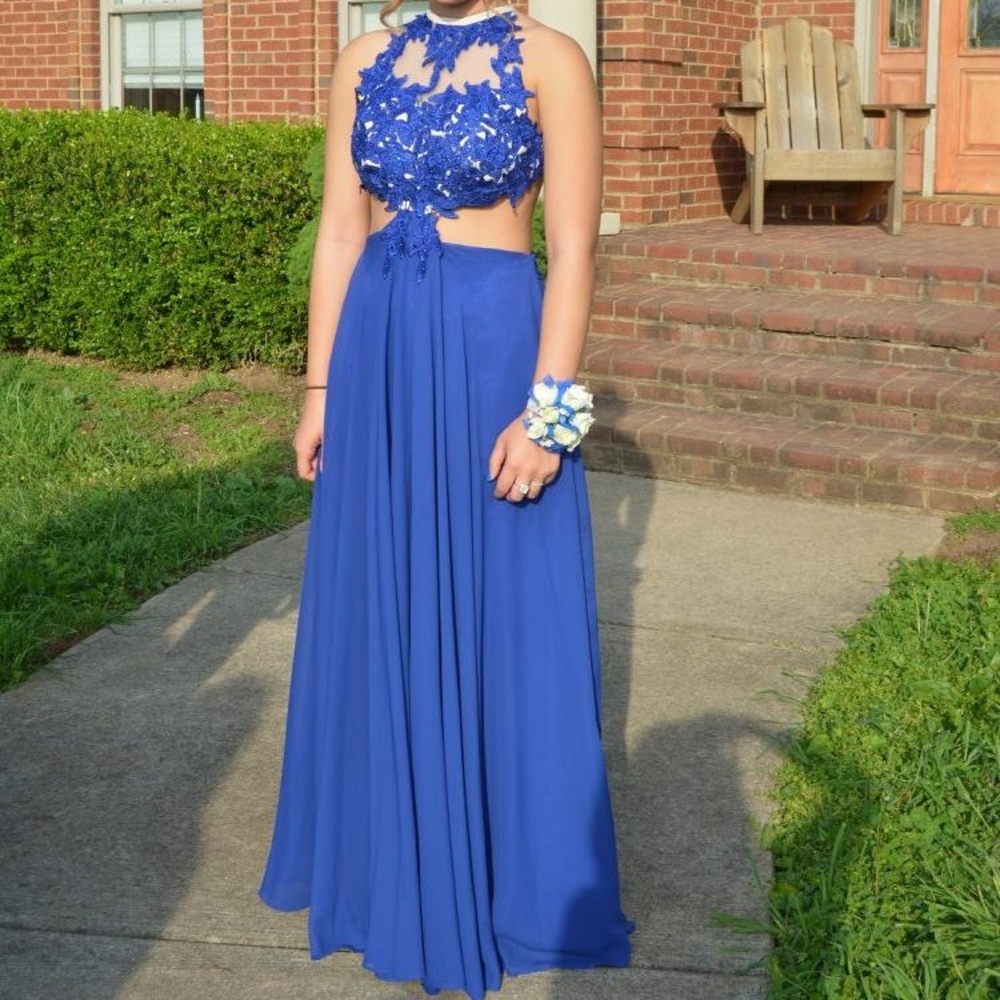 Royal blue prom dress!!