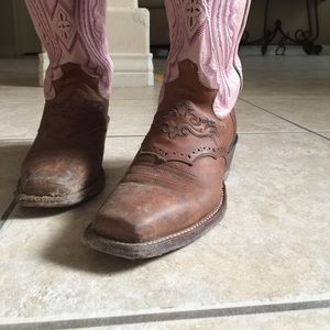 Justin cowgirl boots **SOLD**