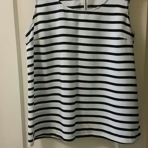 Large Tommy Hilfiger Shell