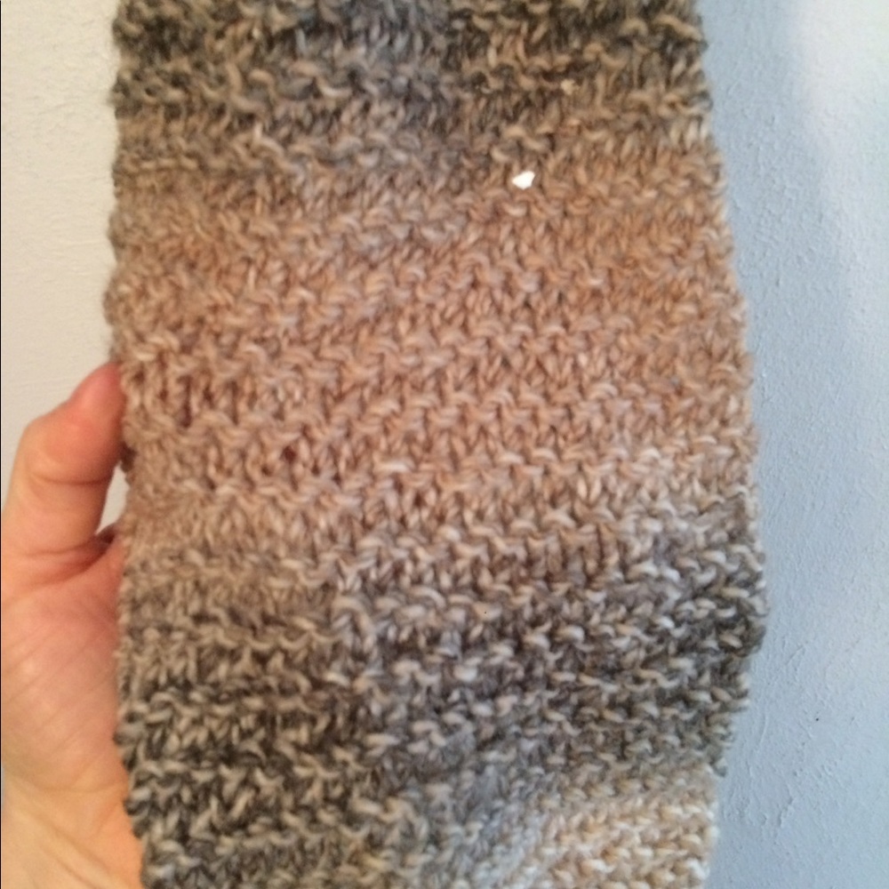 Scarf - Picture 2 of 2