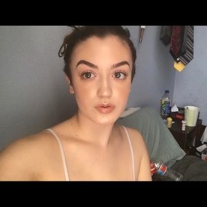 Meet your Posher, Lexi