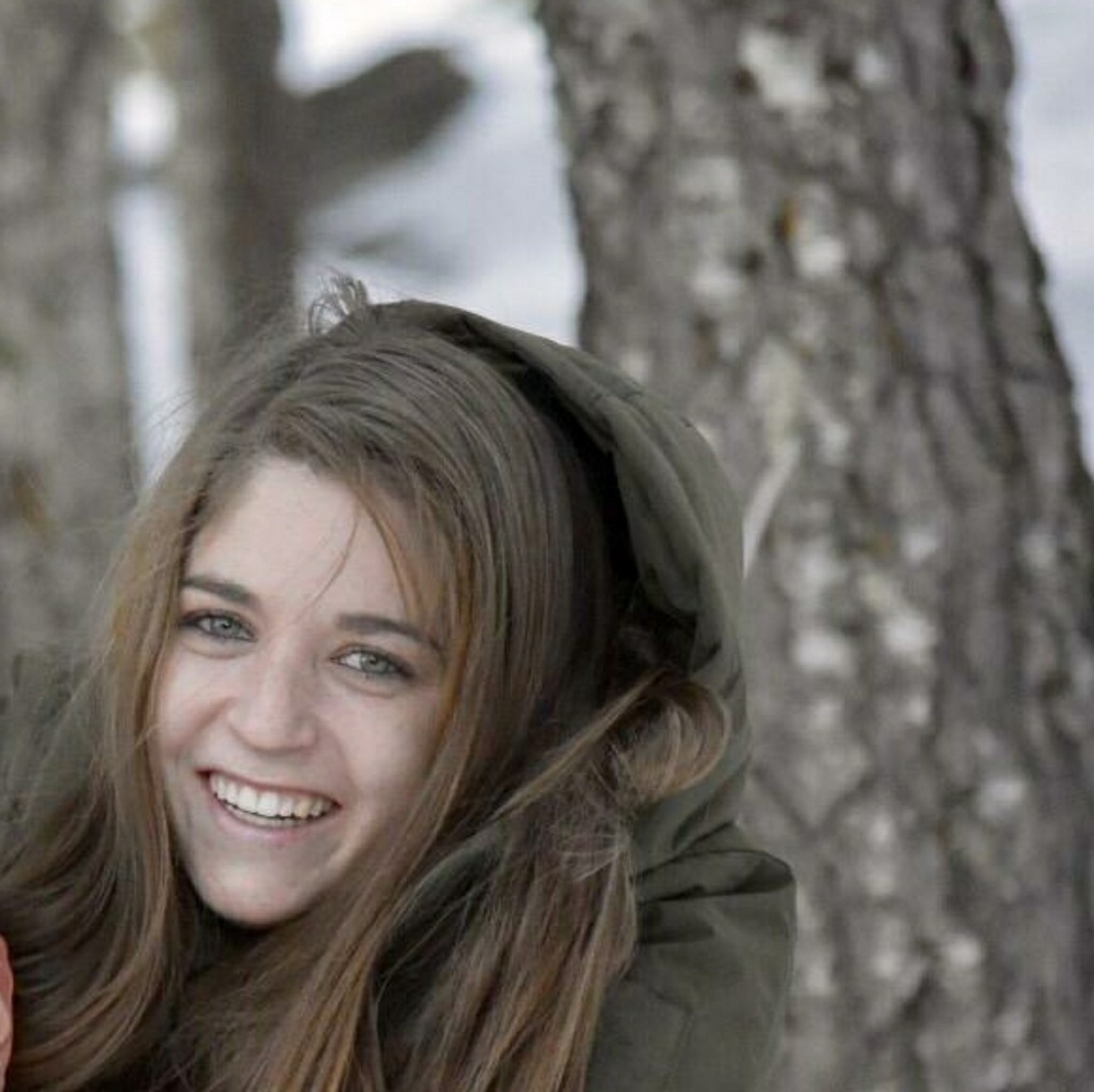 Meet your Posher, Katelyn