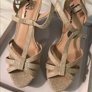 Champagne wedges