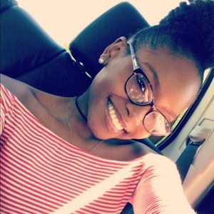 Meet your Posher, Jasmine