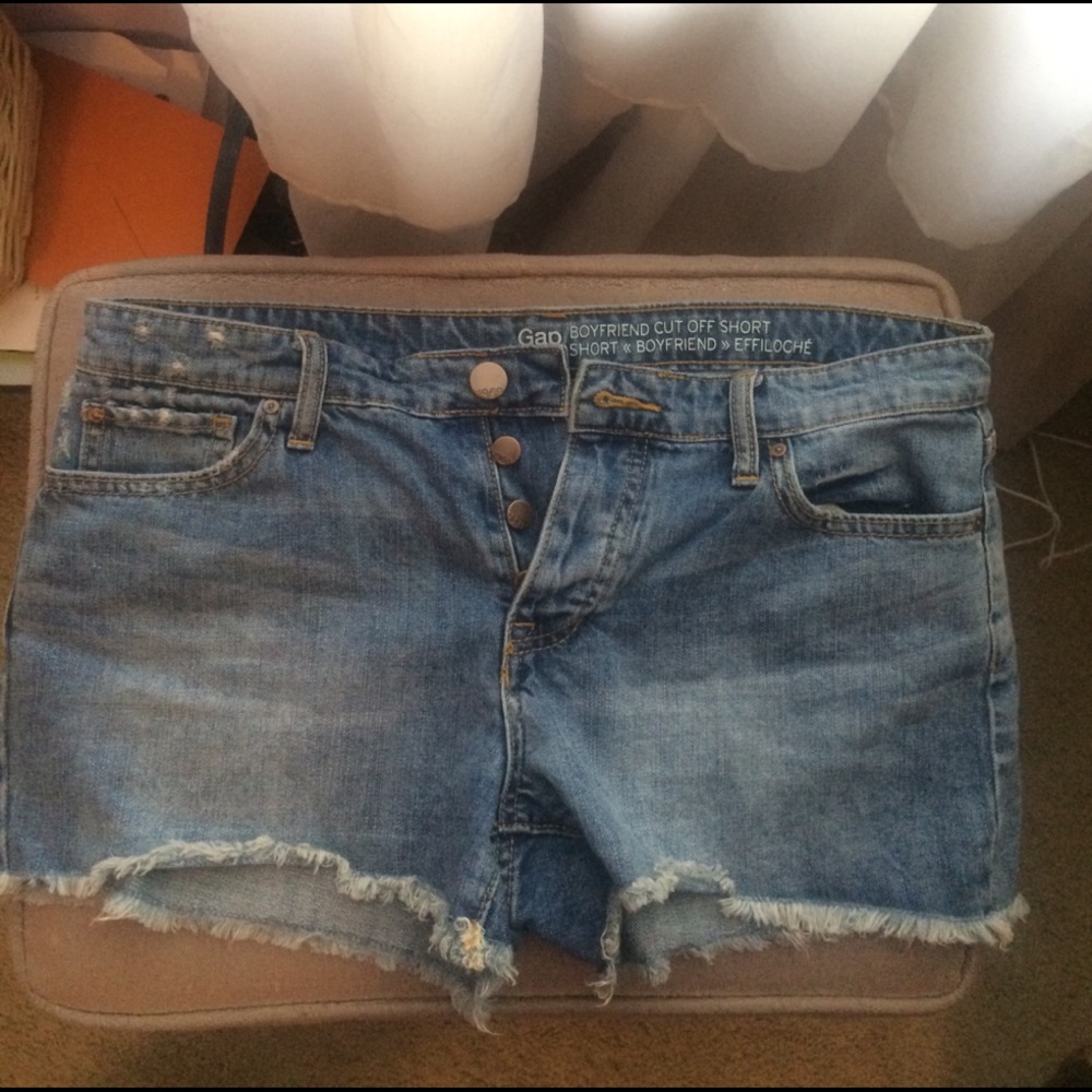Gap Shorts