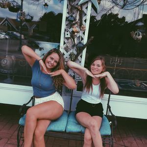 Meet your Posher, Dani