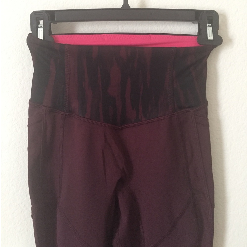 LULULEMON ALL THE RIGHT PLACES TIGHT SIZE 2