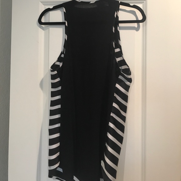 Stripe tank - Picture 2 of 2