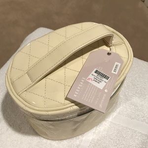 Quilted makeup bag