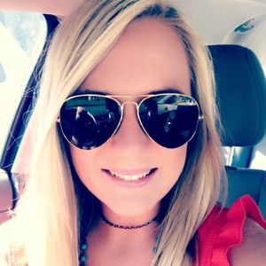 Meet your Posher, Kristen