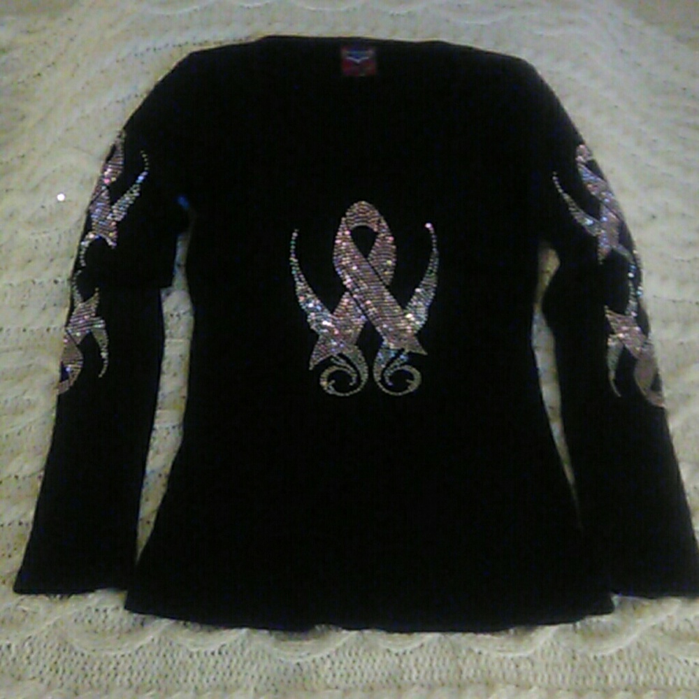 Avangard USA Long sleve V neck top