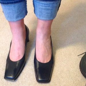 Stuart Weitzman Black heel