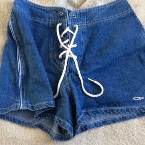OP tie size 9 jean shorts 🐬🐬