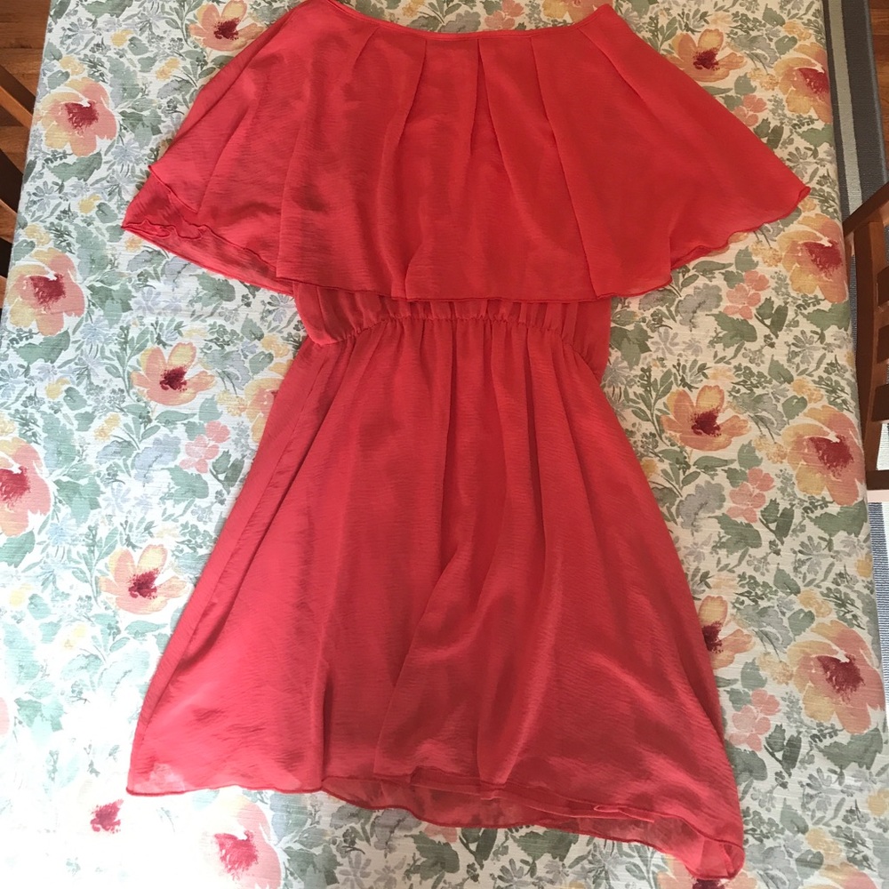 Rise coral dress size large