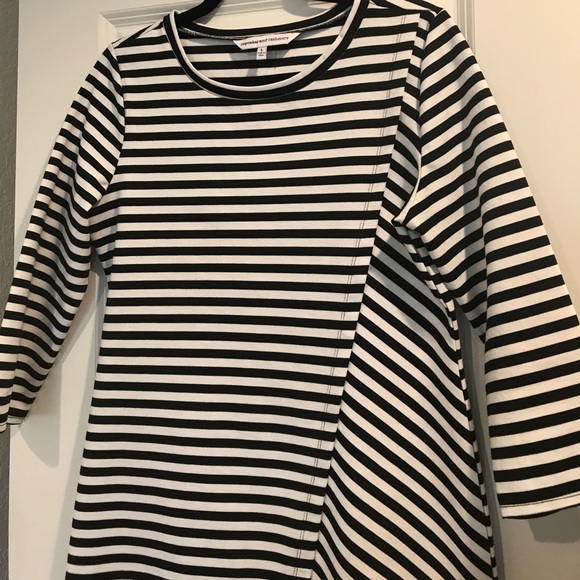 Strip dress - Picture 2 of 2