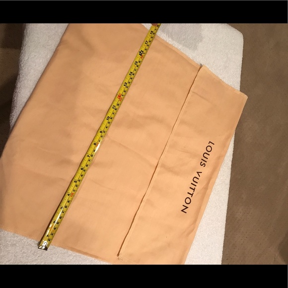 Louis Vuitton dust bag - Picture 3 of 3