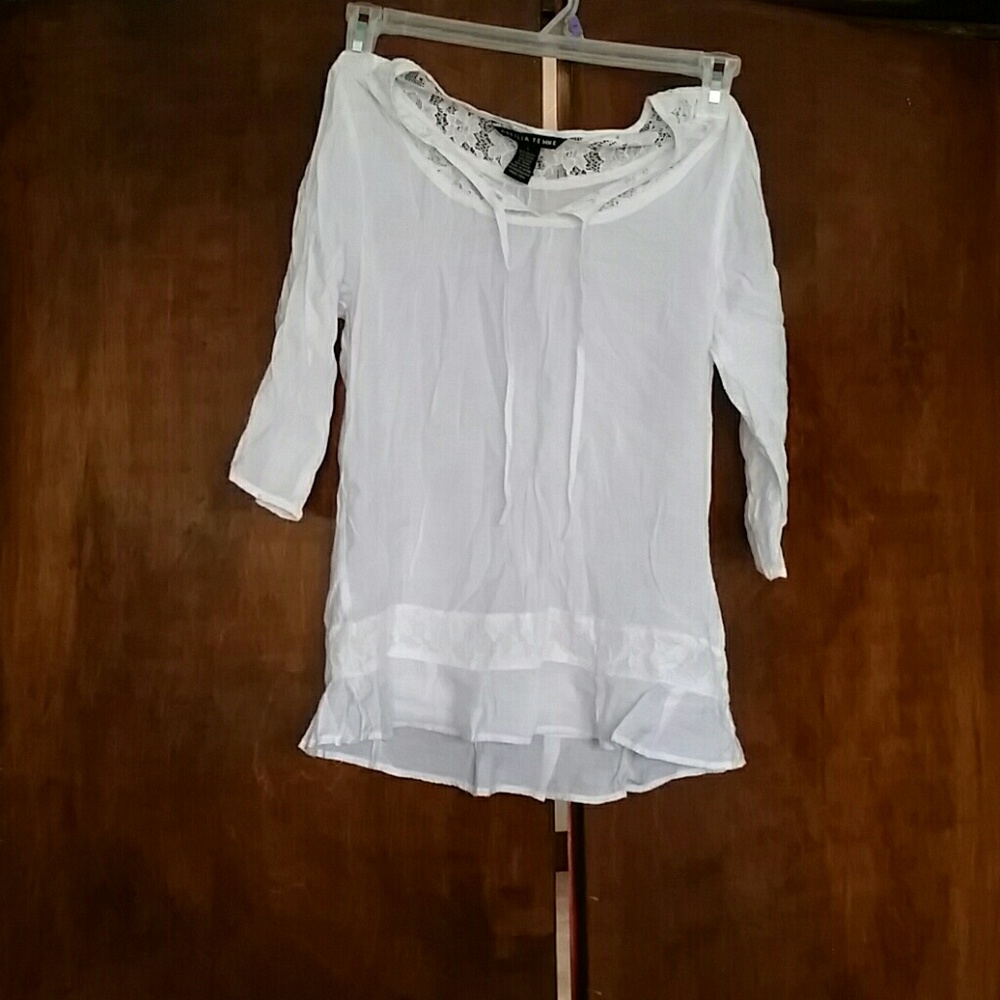 White lace neck blouse