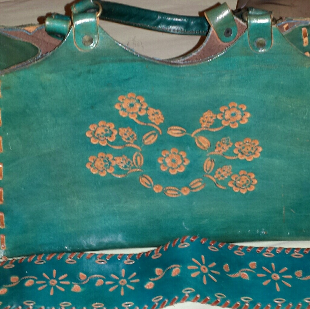 Vintage Leather tote with matching belt