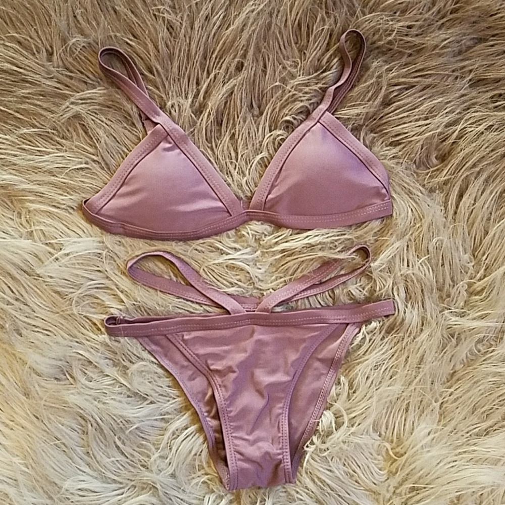 Push Up Bikini 🌞 - Picture 2 of 4