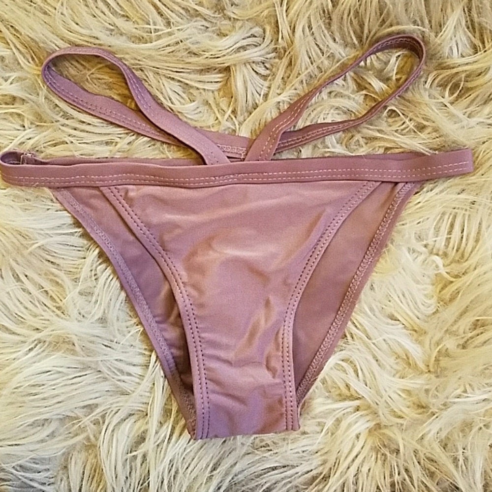 Push Up Bikini 🌞 - Picture 4 of 4